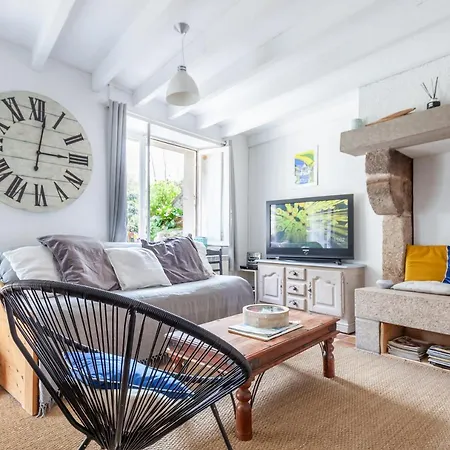 Holiday home Cute Normandy Chaleureuse Maison Au Cap Levi