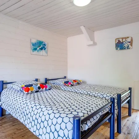 Дом отдыха Cute Normandy Chaleureuse Maison Au Cap Levi Fermanville